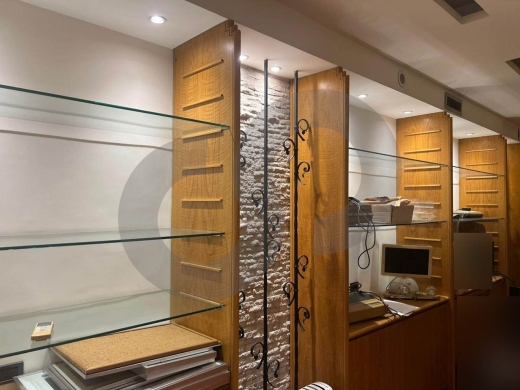 100 SQM Shop – Triplex – Prime Location – Furnished REF#TA127948 — 5