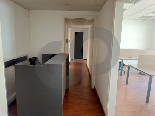 Spacious Layout,Apartment or Office,achrafieh REF#MM127883 — 5