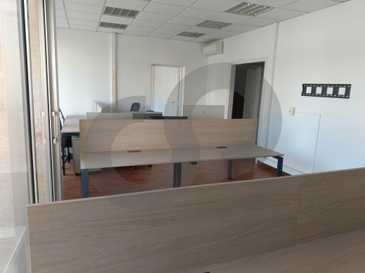 Spacious Layout,Apartment or Office,achrafieh REF#MM127883 — 4