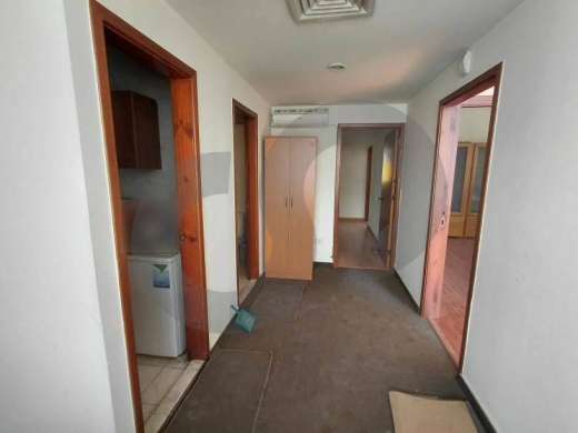 strategically located,on the highway,office,Daoura/الدورة REF#EE127649 — 8