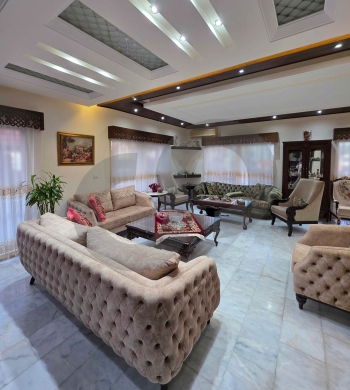Spacious terrace, prime area, great deal,chouf-saadiyat REF#HD127119 — 2