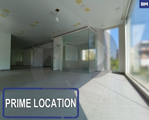 ‎Prime location, showroom for Rent - Zouk mikael REF#BM125933
