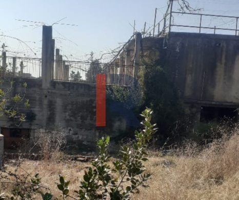 R9-3892 Three Lands with Old Houses for Sale in Jebrayel – Akkar, 7,050 m²