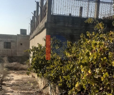 R9-3892 Three Lands with Old Houses for Sale in Jebrayel – Akkar, 7,050 m² — 2