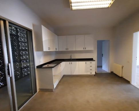 Spacious 4-bedroom apartment for rent in MTAYLEB — 4