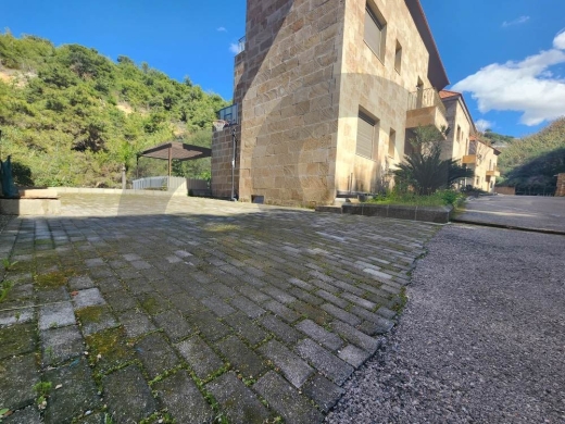 Villa, MOuontain view, terrace, metn, awkar/ عوكر REF#OU118274 — 2