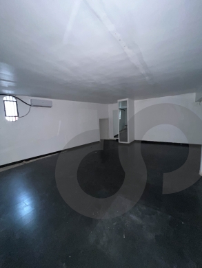 Prime location- Spacious -Jdeideh highway /جديده REF#CR117844 — 6