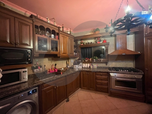 300 sqm Duplex in MAR ROUKOZ/مار روكز — 7