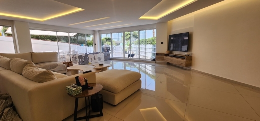 280 sqm Chalet in Aquamarina 2 tabarja/طبرجاREF#BT108114 — 3