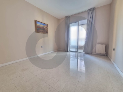 Spacious apartment in Achrafieh Sursock/أشرفية سرسق REF#RE106618 — 8