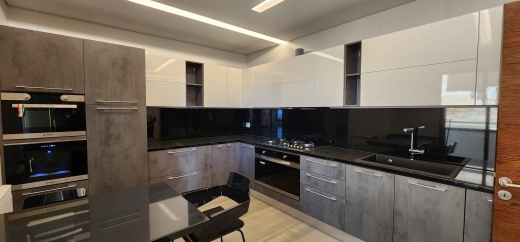 Looking for super deluxe apartment in jounieh! — 4