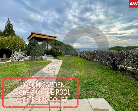 Apartment with garden in Baabdath