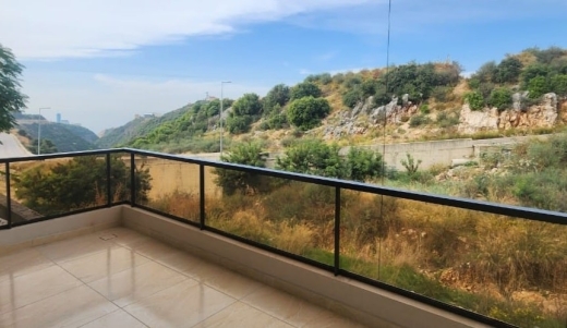 Luxury apartment for sale in Amchit -Jbeil!عمشيت-جبيل! — 2