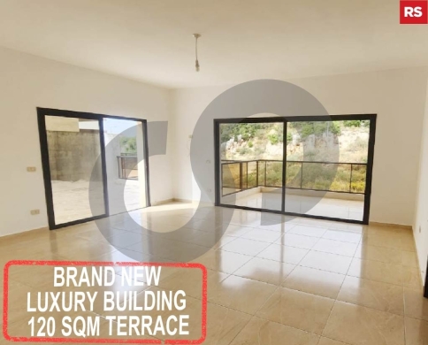 Luxury apartment for sale in Amchit -Jbeil!عمشيت-جبيل!