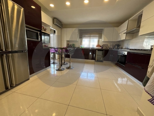 STUNNING DUPLEX IN DBAYEH WITH SEA VIEW/الضبية — 4