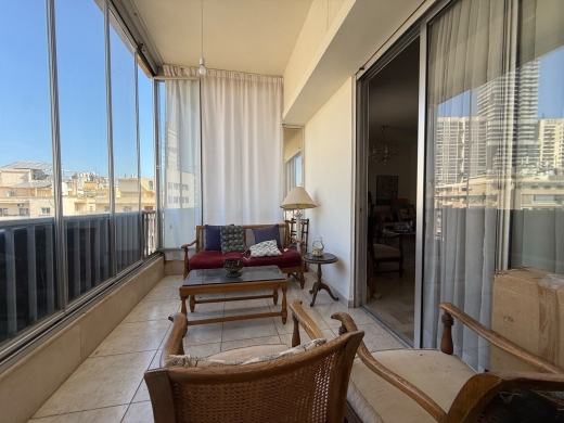 Spacious & Well-Maintained Apartment For Sale in Achrafieh, Sassine