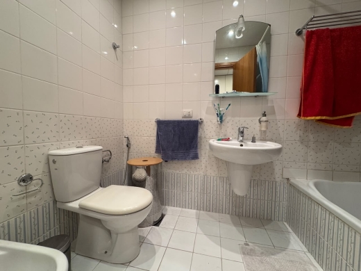 High-End Apartment For Rent in Ramlet Al Bayda, Beirut — 16
