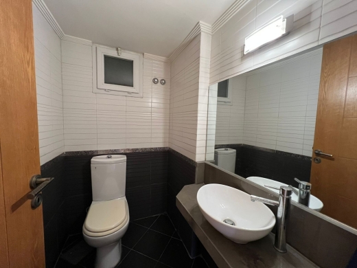 Spacious Furnished Apartment For Rent in A Good Location In Adma — 11