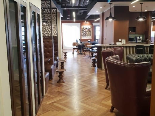 All Inclusive! 18 SQM Furnished Office For Rent in Down Town — 6