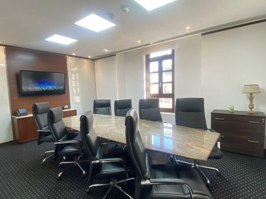 All Inclusive! 21 SQM Furnished Office With Balcony For Rent in Down Town — 8