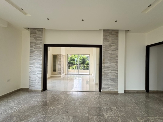 Beautifully Renovated Apartment For Rent in Achrafieh, Sioufi