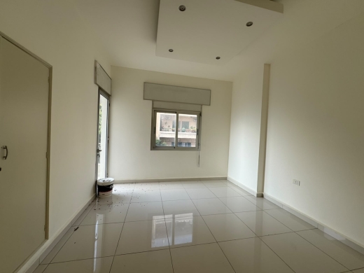Beautifully Renovated Apartment For Rent in Achrafieh, Sioufi — 10