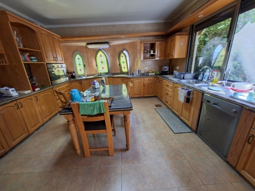 Unique & Beautiful Villa with Garden & Pool For Sale in Nahr Ibrahim, Maaysra — 11