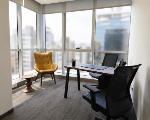 24 SQM Office For Rent in Sin El Fil — 13