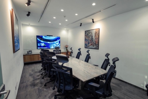 24 SQM Office For Rent in Sin El Fil — 11