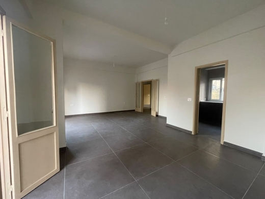 Renovated Apartment For Rent in Geitawi