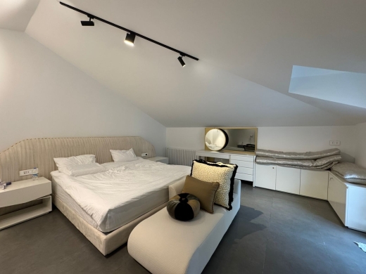 Luxurious High-End Finishing Duplex For Sale in A Prime Location in Beit Meri — 16