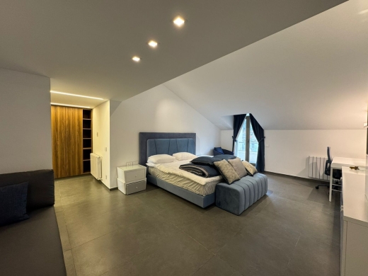 Luxurious High-End Finishing Duplex For Sale in A Prime Location in Beit Meri — 15