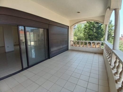 5 Floors Building in A Prime Location For Sale In Biyada, Kornet Chehwan