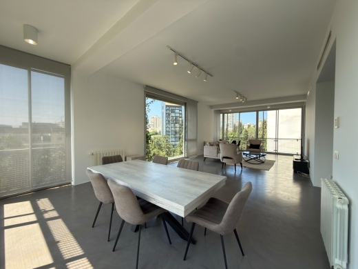 Spacious Beautiful Apartment For Rent in Achrafieh — 5