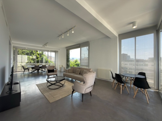 Spacious Beautiful Apartment For Rent in Achrafieh — 3