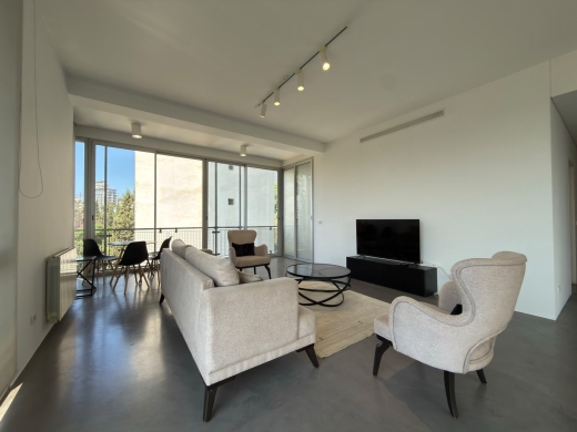 Spacious Beautiful Apartment For Rent in Achrafieh — 7