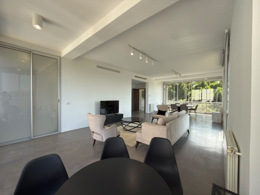Spacious Beautiful Apartment For Rent in Achrafieh — 2