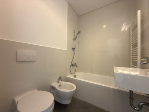 Spacious Beautiful Apartment For Rent in Achrafieh — 13