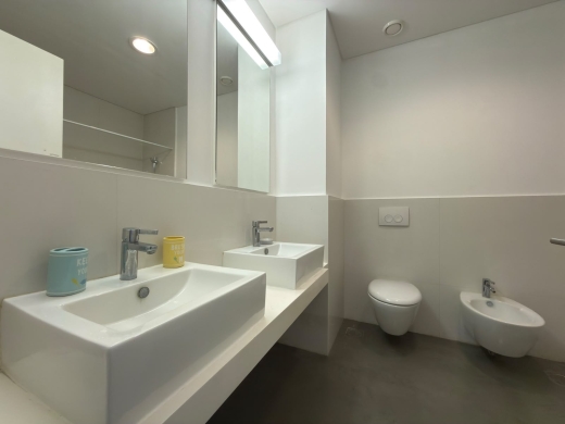 Spacious Beautiful Apartment For Rent in Achrafieh — 14