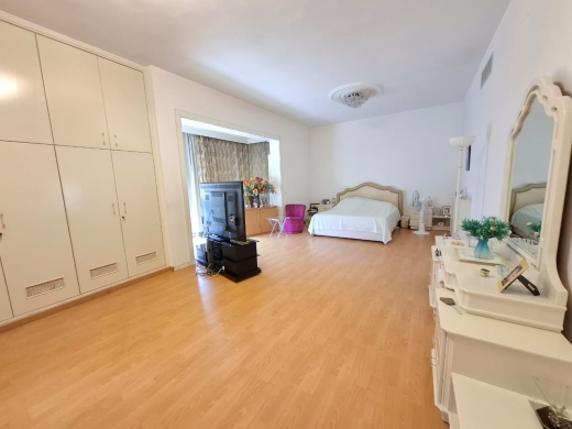 Spacious Panoramic Sea & Mountain View Duplex For Sale in Adma — 25