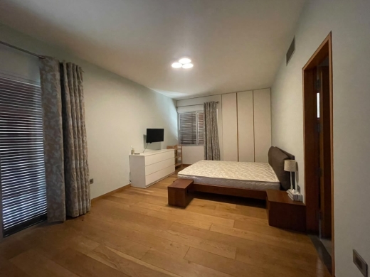 Spacious Apartment For Rent in Ain al-Mraiseh — 10