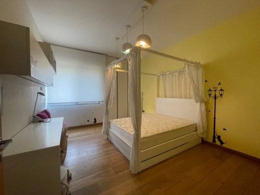Spacious Apartment For Rent in Ain al-Mraiseh — 7