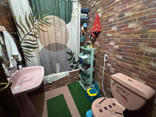 3-Bedroom Apartment For Sale in Mar Elias, Beirut — 11