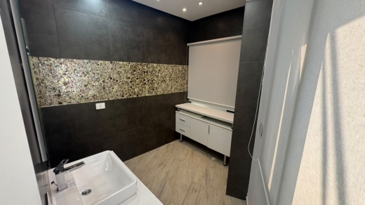 Spacious Apartment For Sale in Achrafieh, Rmeil — 12