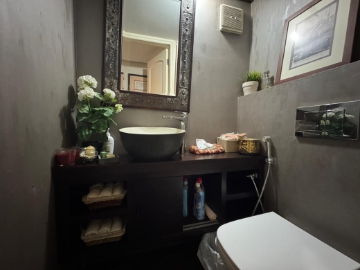 Elegant 3-Bedroom Apartment For Sale in Verdun, Beirut — 20
