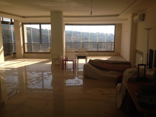 Nice Apartment with Mountain View For Sale in the Upper Calm Area of Deir Qoubel — 3