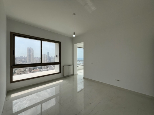 4-Bedroom Apartment with Panoramic Sea View for Sale in Pasteur — 8