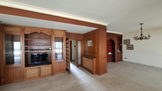 Great Potential! Spacious Apartment For Sale in a Prime Location in Mtayleb — 4