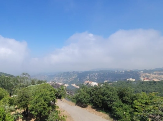 Roof Apartment With Terrace For Sale in Ajaltoun — 2