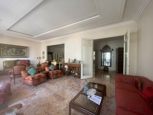 Spacious Apartment For Sale in Hamra, Ras Beirut